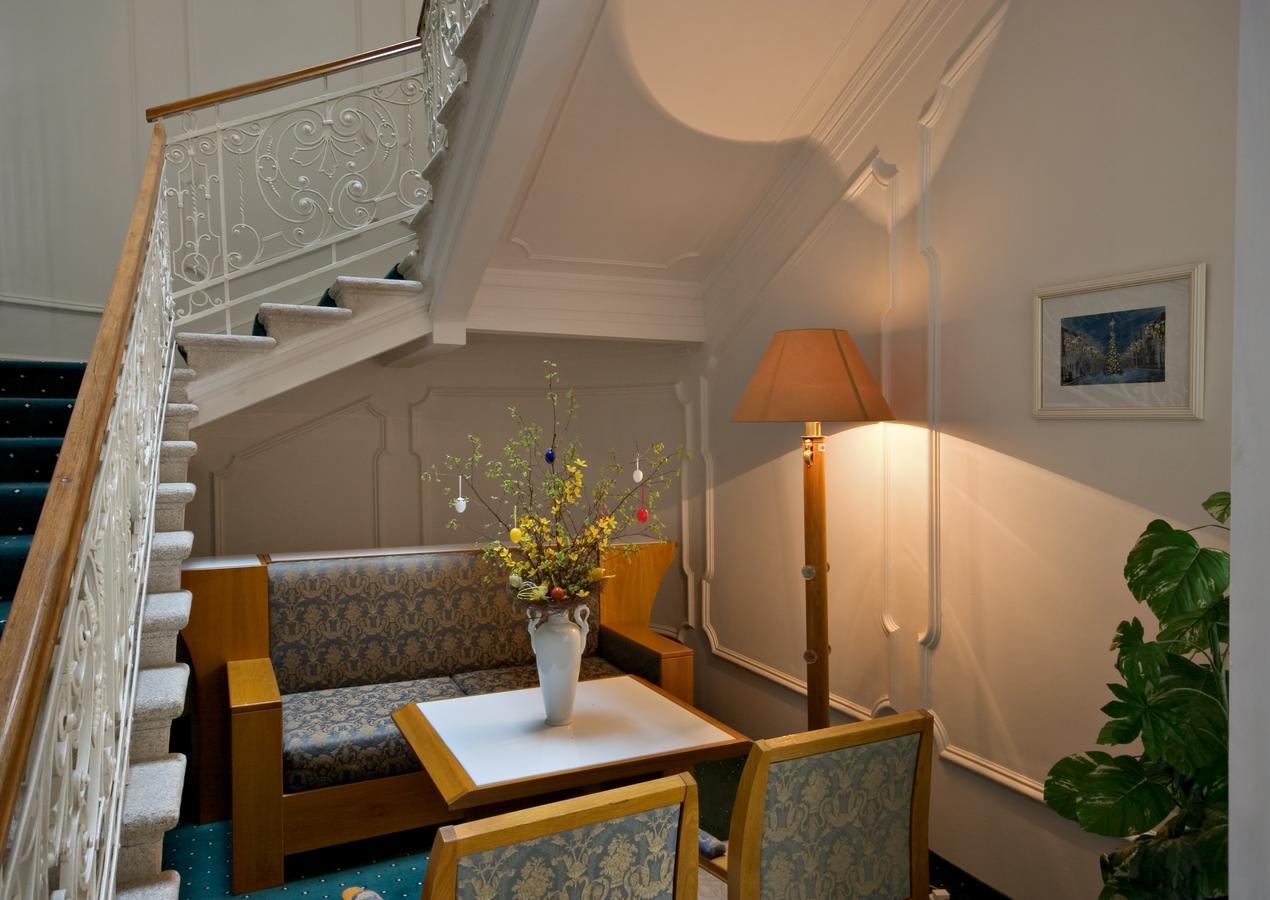 Hotel Three Lilies Inkl Aquaforum Frantiskovy Lazne Ngoại thất bức ảnh